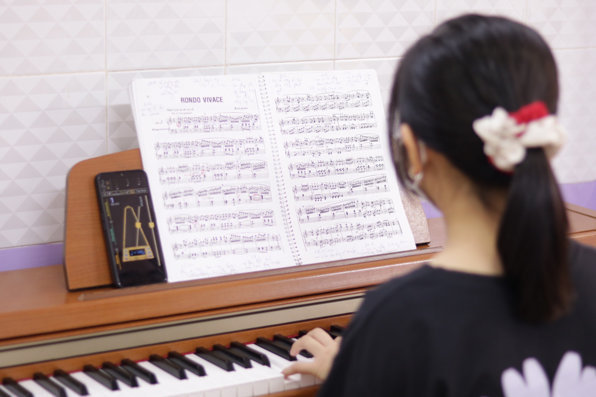 Bí Quyết Chơi Đàn Piano Cho Người Tự Học Hiệu Quả