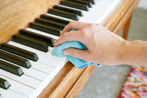 Các phụ kiện cần thiết khi chơi đàn piano