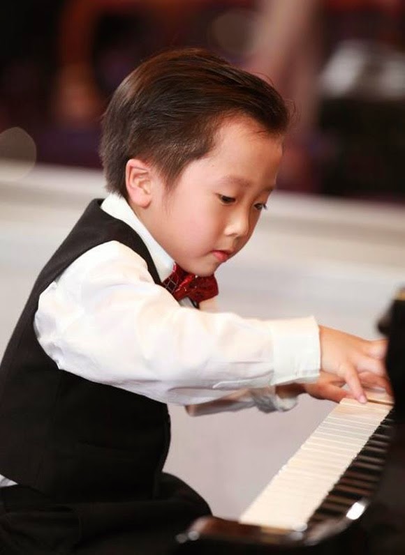 Vai trò quan trọng của đàn piano trong việc phát triển kỹ năng âm nhạc trẻ em