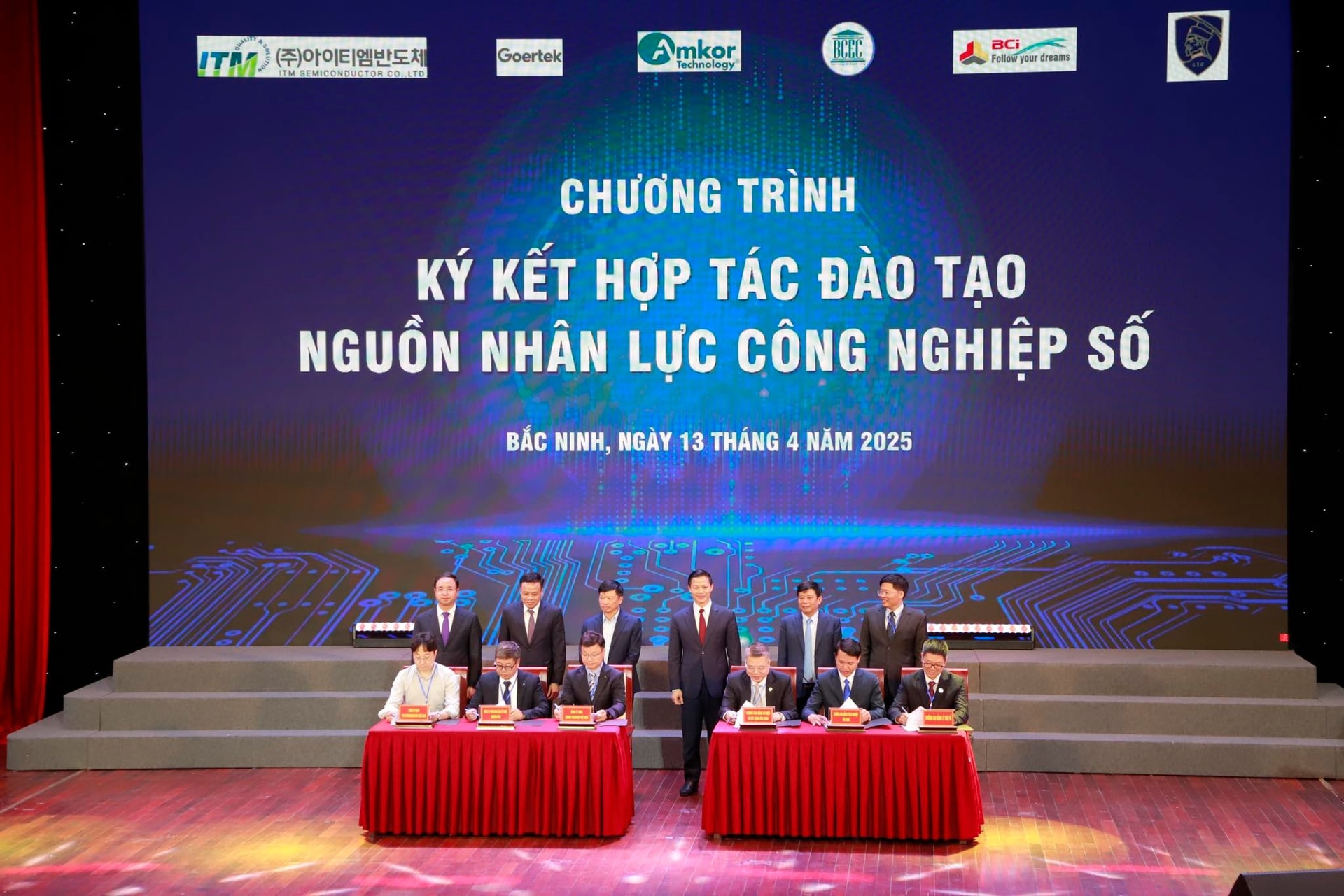 Piano Kinh Bắc