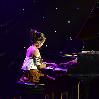 Học đàn Piano tại Bắc Ninh cùng giảng viên tận tâm – Khơi Dậy Đam Mê và Tài Năng Âm Nhạc