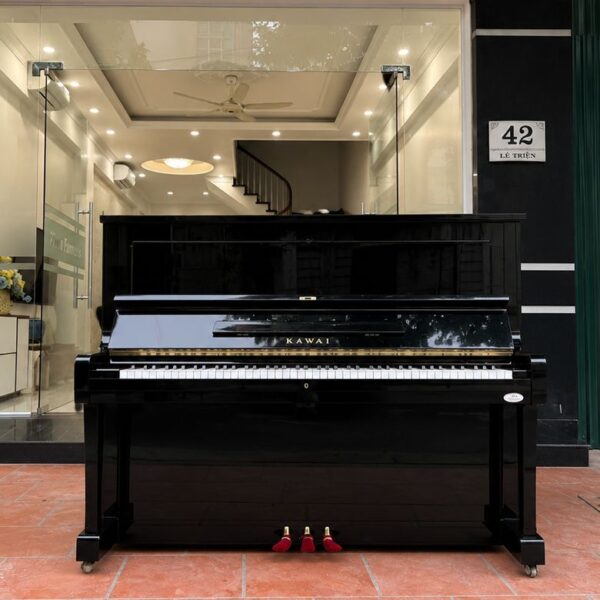 Piano Kawai BL31